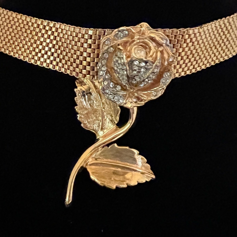 Vintage Kenneth Lane Choker with Crystal Gold Tone Rose. Rare